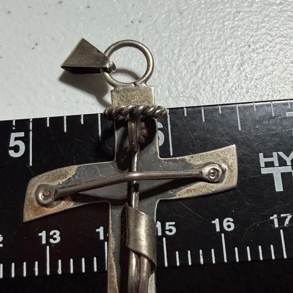 Large Abstract Modernist TAXCO Sterling Silver Cross Pendant (2)